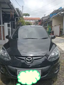 Mazda 2 2013 Bensin