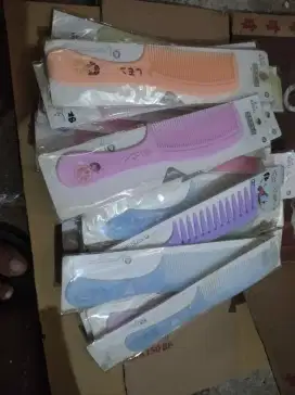 Edisi Tutup Toko Dijual Borongan Sisir Import.