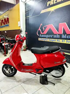 Piaggio vespa LX 125 I Get TH 2023 merah glossy super cakep