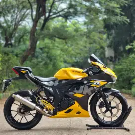 SUZUKI GSX150R KUNING 2022 KM 12K MODIF PAJAK ON