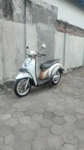 Honda scoopy 2010