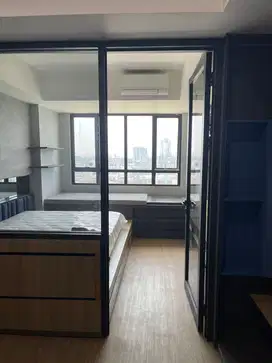 Apartemen Collins Boulevard Furnish Murah Lantai 7 Siap Huni