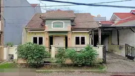 Rumah di Deltasari Waru Sidoarjo Bagus Kondisi Terawat Strategis