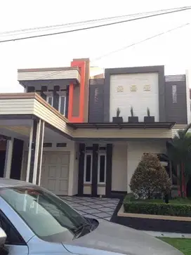 Dijual Cepat! Rumah Cluster Beverly Lippo Cikarang LT 216, 1.6 Miliar!