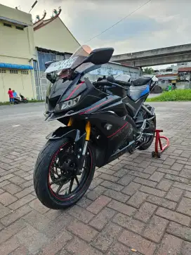 Yamaha R15 V3 Hitam 2018