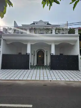 Dijual Rumah Mewah di Pondok Indah Jakarta Selatan 5 Kamar Tidur