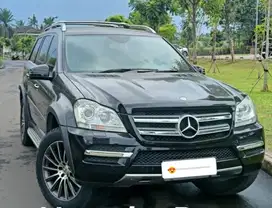 Mercedes-Benz GL500 2011 Bensin