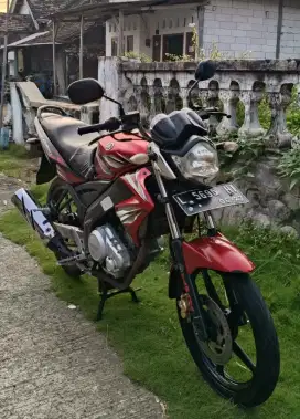 YAMAHA VIXION 2012