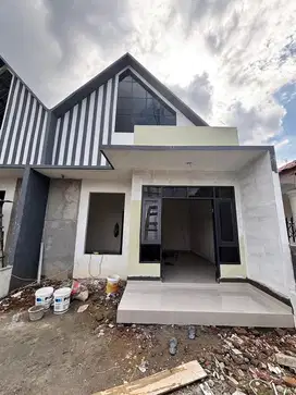 READY PINGGIR JALAN KARYA SEHATI JOHOR