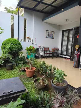 Rumah 2lt Semi Furnish Di Cluster Aralia Harapan Indah Bekasi