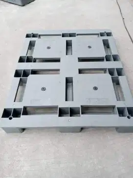 Pallet plastik drum