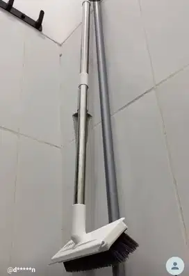 sikat lantai halaman rumah bulu rapat dengan wiper mengeringkan ABUABU