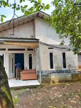 Rukam Syiap Huni adem. Desa Cendali Bogor