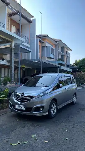 Mazda Biante 2.0 Skyactive AT 2015