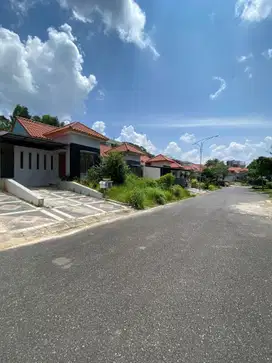 Disewakan Rumah Bukit Indah Sukajadi Batam Center Siap Huni