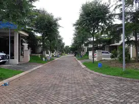 Hunian Cantik Siap Huni Graha Taman Pelangi Cluster Depan Danau BSB