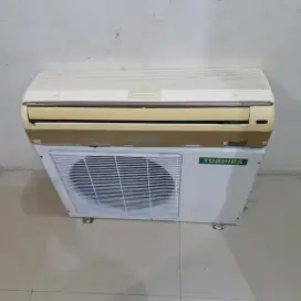 Second Ac Toshiba 3/4pk ( mulus dan Ori)