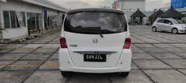 Honda Freed E PSD 1.5 AT 2013 AC DOUBLE LOW KM RECORD Sienta Odyssey