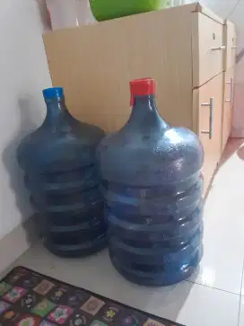 Galon aqua 2 buah