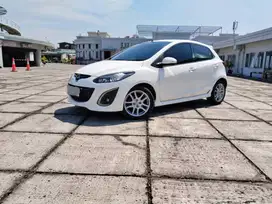 MAZDA 2 RZ AT 2014/BERGARANSI/PROMO DP MINIM