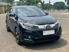 JUAL CEPAT‼️HONDA HRV E CVT AT HITAM 2019