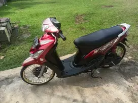 Yamaha Mio warna merah