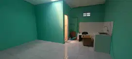DI SEWAKAN RUMAH MINIMALIS DI KOMPLEK GRIYA KUNING CIWASTRA