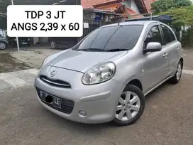 TDP Hanya 3 Juta Nissan March 1.2 X MT 2013 Silver
