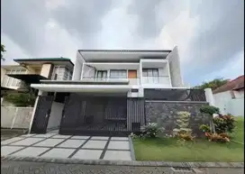 Mewah! Rumah Araya Boulevard Greenwood Malang