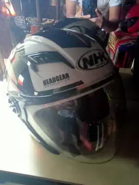 Helm NHK bekass