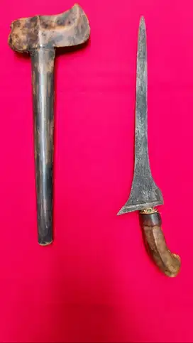 Keris Lurus Sepuh Wutuh Tanggung