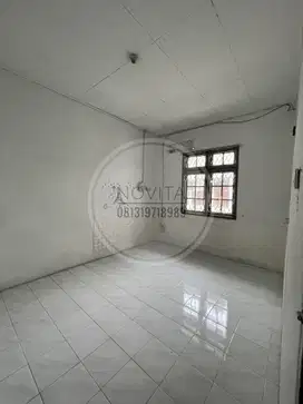 Dijual Rumah di Teluk Gong 3 Lantai Unfurnished