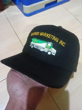 snapback topi youngAn vintage