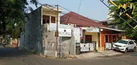 Dijual Unit Rumah Cocok Untuk Usaha Strategis Di Jakarta Selatan