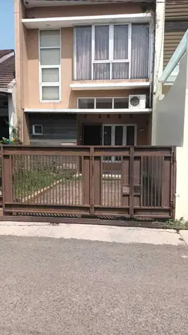 TURUN HARGA RUMAH 2 LANTAI DI ARCAMANIK CISARANTEN BANDUNG