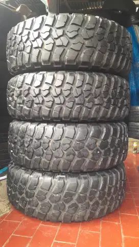Ban copotan Fortuner Bf Goodrich Mud-Terrain KM2 265/70 R17 85%.4pcs