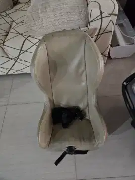 Carseat anak bahan kulit preloved