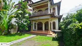 Rumah 2 Lantai Butuh Renovasi Unfurnished SHM di Lovina, Buleleng