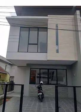 Rumah Lux di Leuwi Sari  Dekat ke terminal leuwi panjang