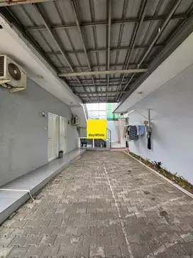 Rumah Kos Asri 2 Lantai Prime Area, Jalan H.Ipin Pondok Labu Jakarta