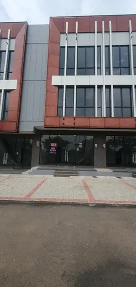 Dijual ruko baru 3 lantai di kota wisata cibubur