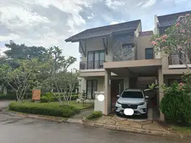 Disewakan Rumah Hook 2 Lantai di Orchard Park, Batam Center