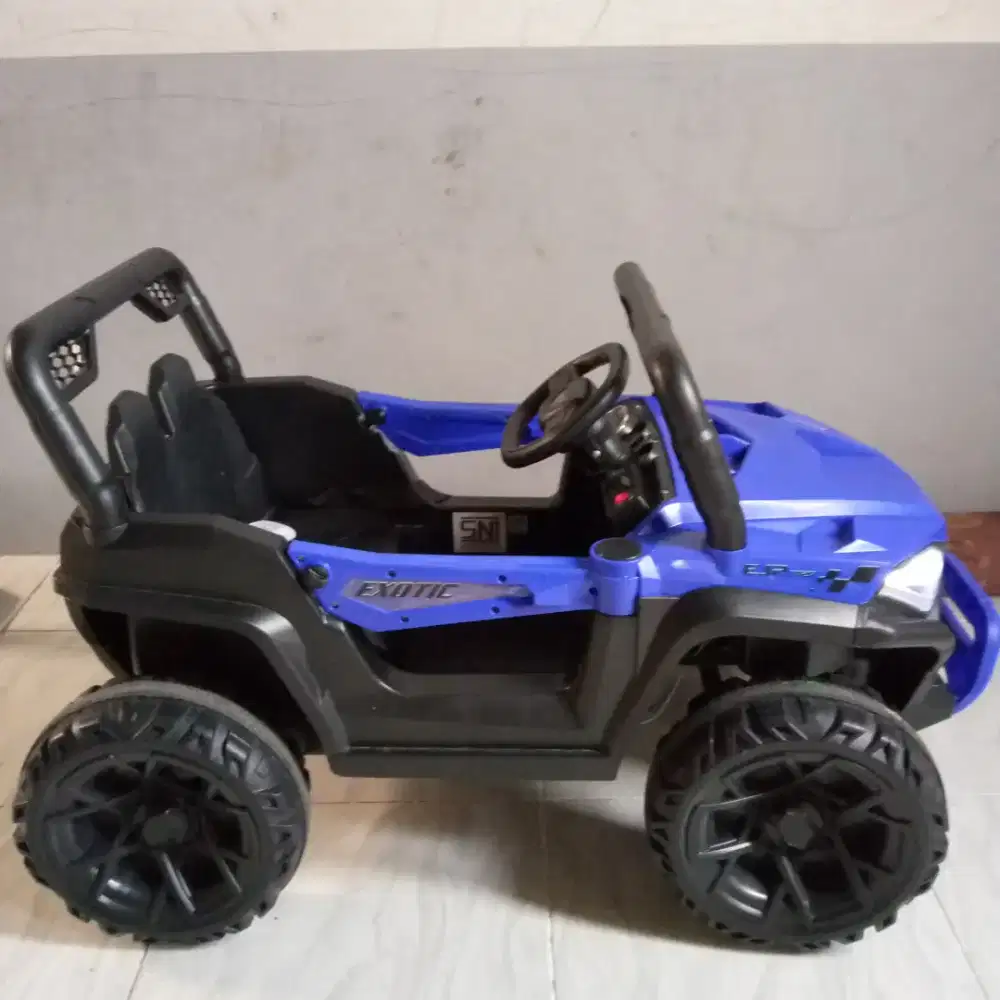 Mobilan aki, mobilan anak, bisa jalan, bisa dinaiki