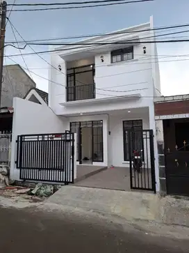 Dijual Rumah Baru 2 Lantai Bonus Kitchen Set Kencana Loka 12.5 - BSD