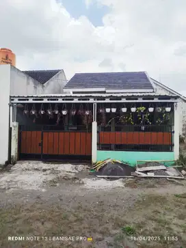 MURAH RUMAH BARU SIAP HUNI 385JT 2 KAMAR TIDUR DEKAT RINGROAD.JK13326