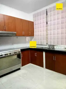 Rumah Sewa Bagus 2 Lantai, Pondok Indah, Prime Lokasi