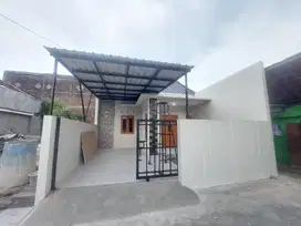 Rumah baru siap huni dekat sekolah alabidin banyuanyar solo