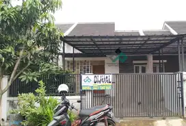 Rumah dijual cepat 1 lantai tanah luas lokasi super strategis