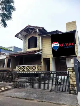 Dijual Rumah 2 Lantai Di Pondok Indah Jakarta Selatan