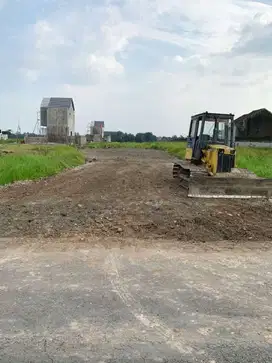 Tanah Karanganyar Dekat Hotel Lorin, Untuk Hunian atau Villa